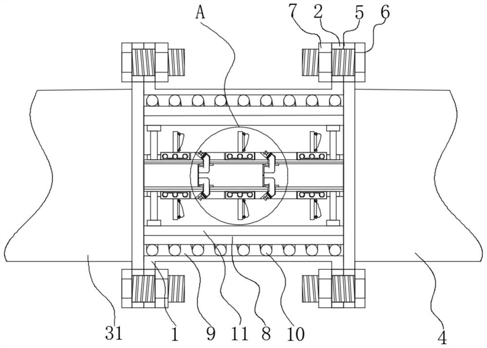 A pipeline reactor that can fully react and has self-cleaning function