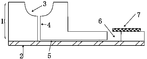 Automatic microfluid sample introduction device capable of realizing unpowered sequential sample introduction and application thereof