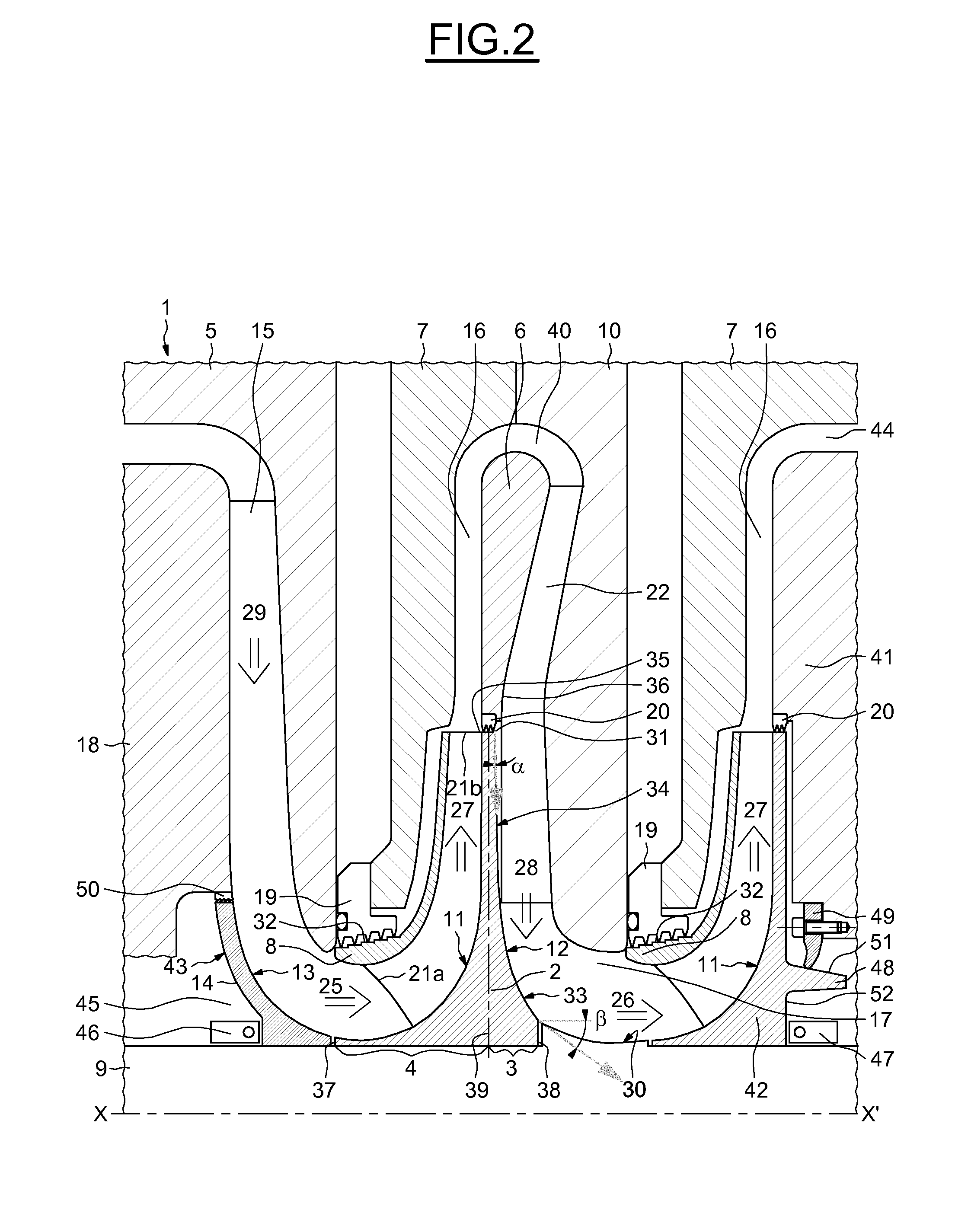 Device for generating a dynamic axial thrust to balance the overall axial thrust of a radial rotating machine