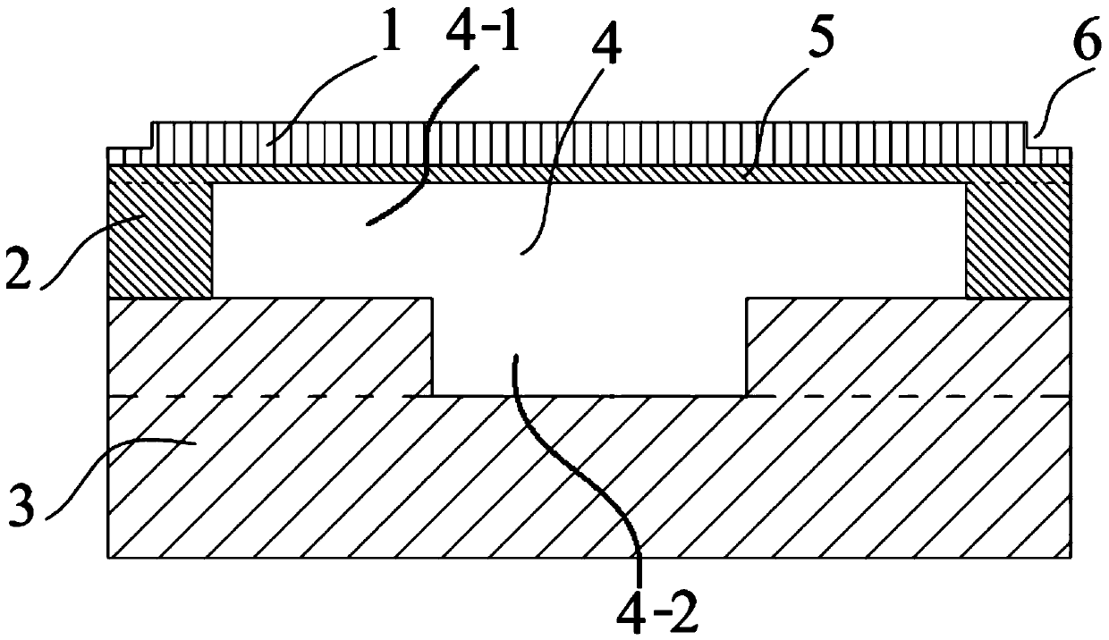 An air-coupled cmut with a T-shaped cavity structure and its preparation method