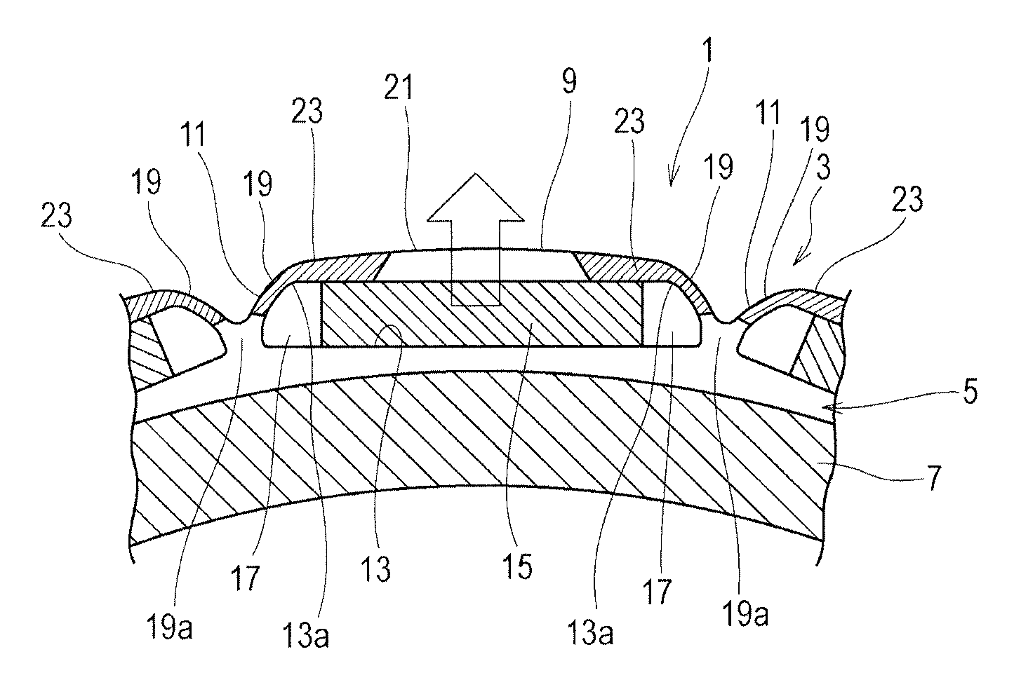 Magnetic plate used for rotor core of motor and method for manufacturing magnetic plate