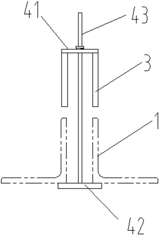 Hoisting device for large-tonnage live wire