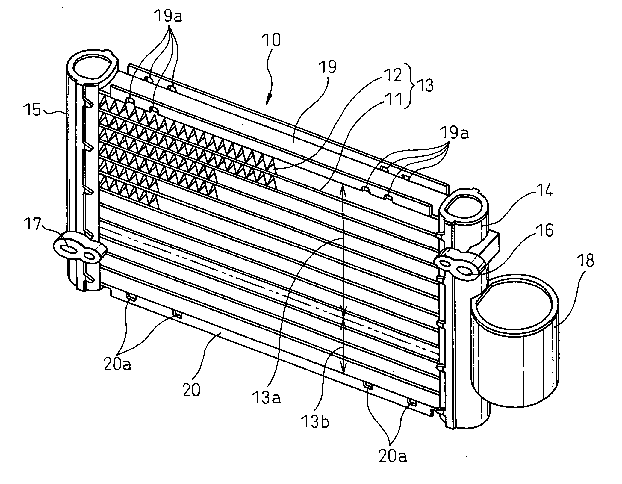 Side plate with reduced warp for heat exchanger and heat exchanger using the same
