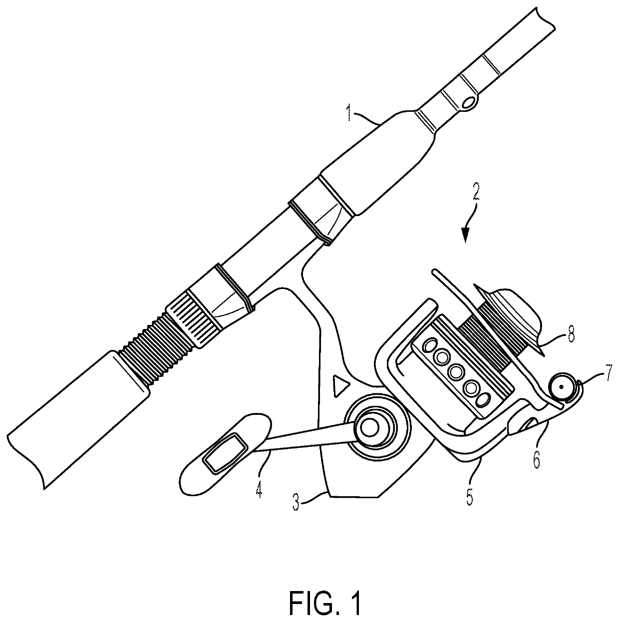 Spinning type fishing reel with bi-directionally rotating rotor and drag control to prevent line twist