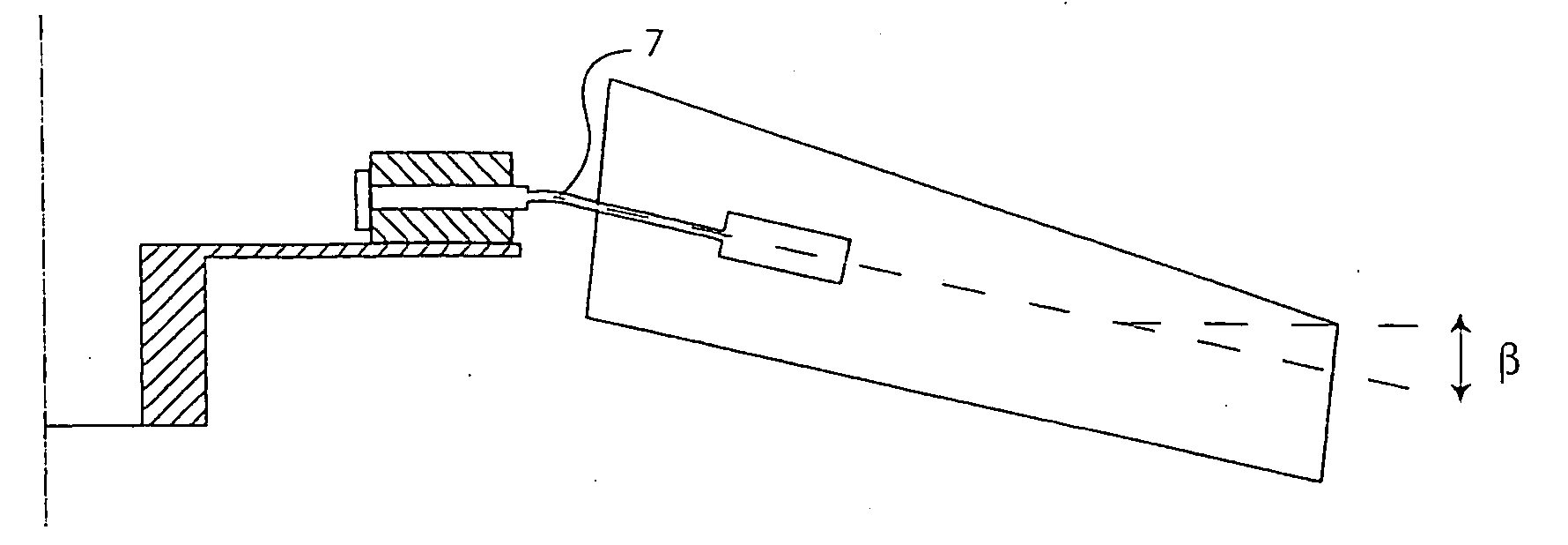 Hub-profile connection system for axial fan and axial fan provided with this connection system