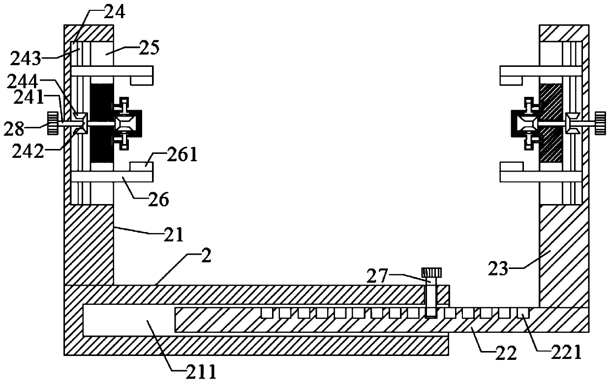 Cutting equipment capable of clamping pipes with different lengths