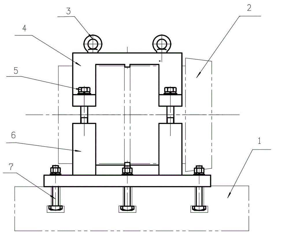 Machining tool for main shaft barrel of impact crusher