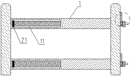 Material disc containing rack for inner heating type heat pump drying device