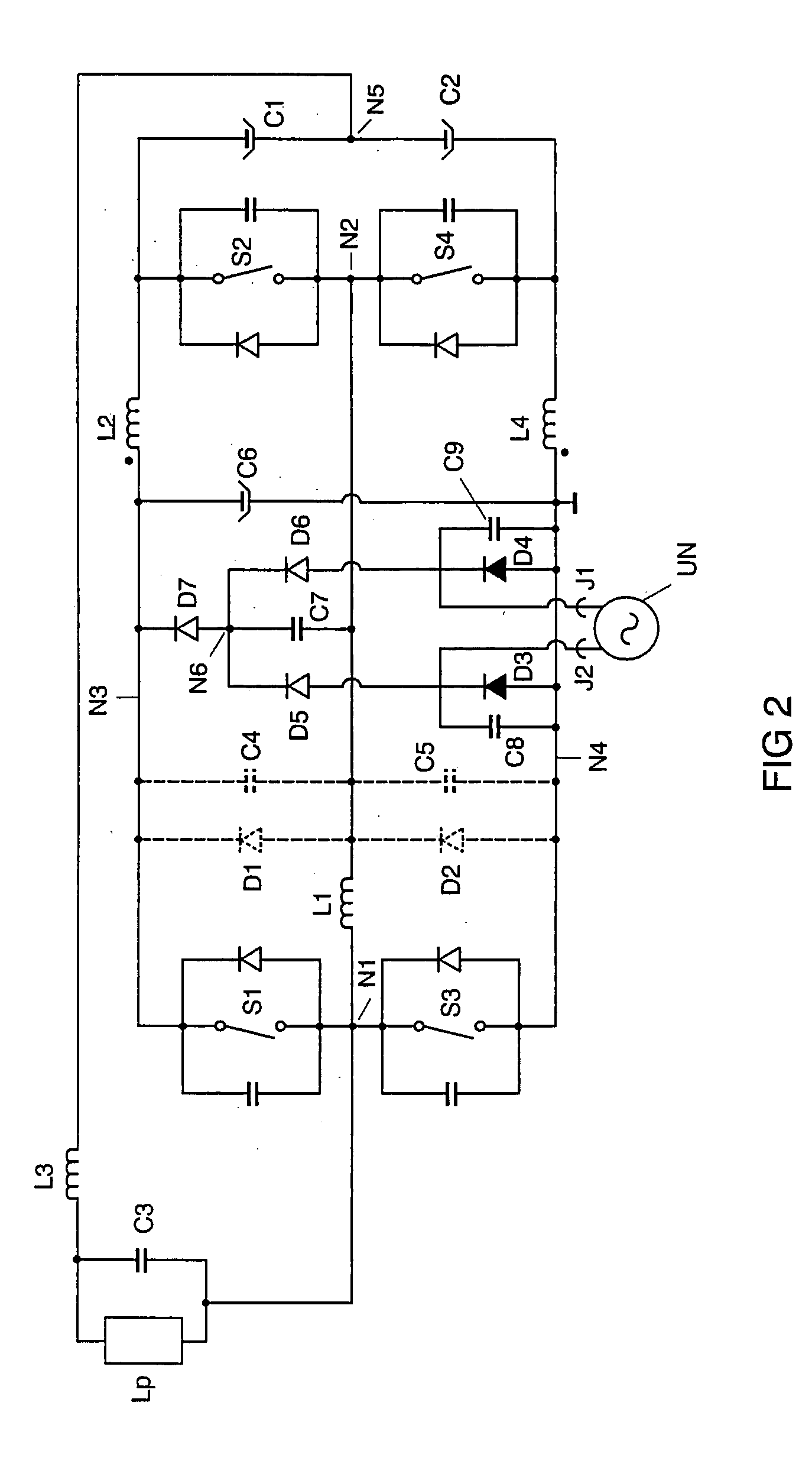 Circuit arrangement having a full bridge with switching load relief for operating lamps