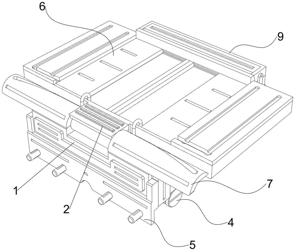 Integrally-formed wall solidification accelerating device