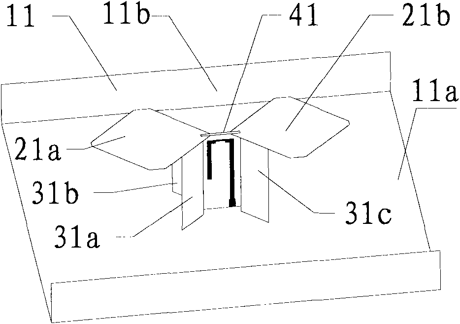 Ultra-wide band antenna and single-polarized and dual-polarized radiating elements thereof