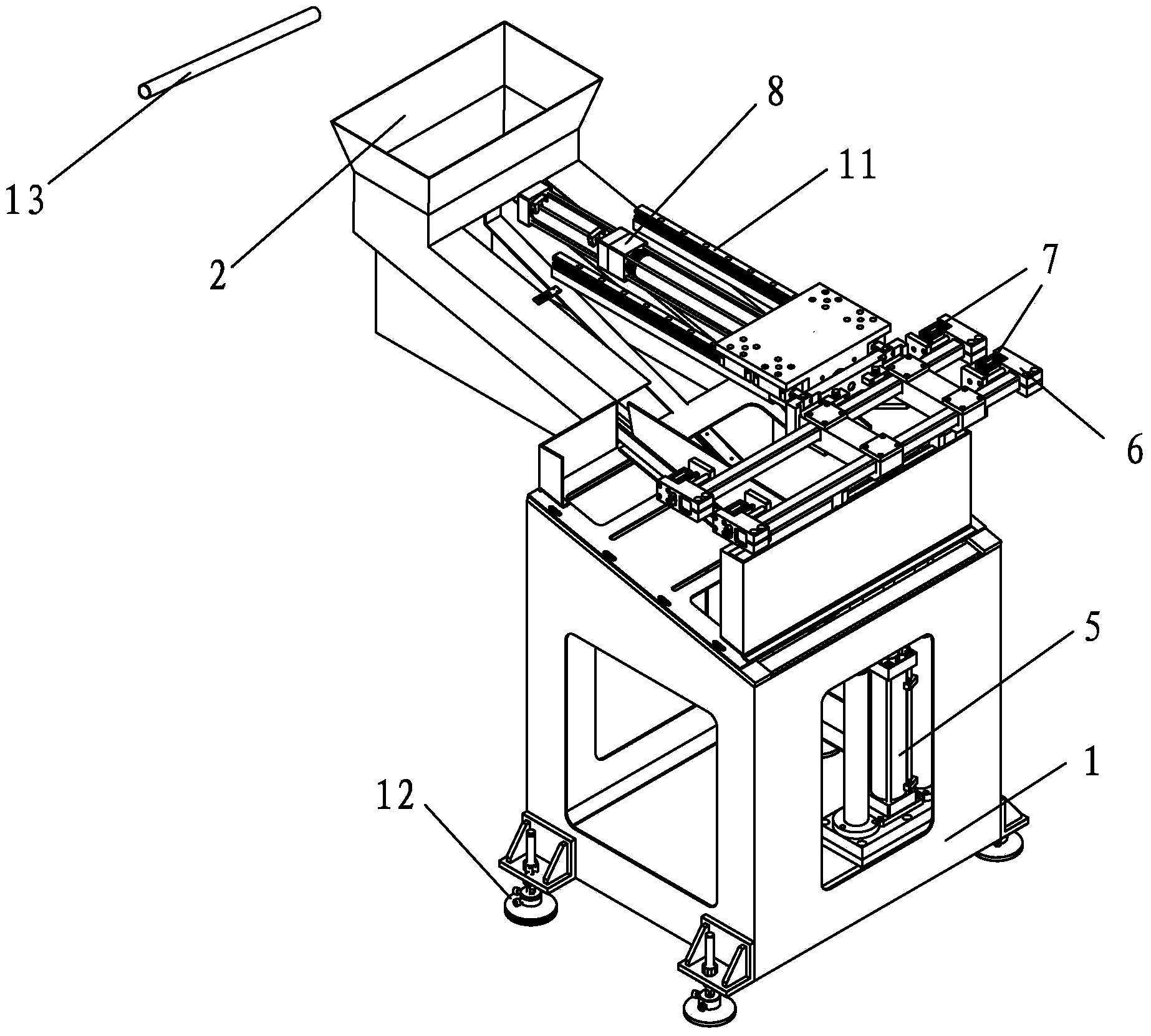 Pipe fitting feed device and working method thereof