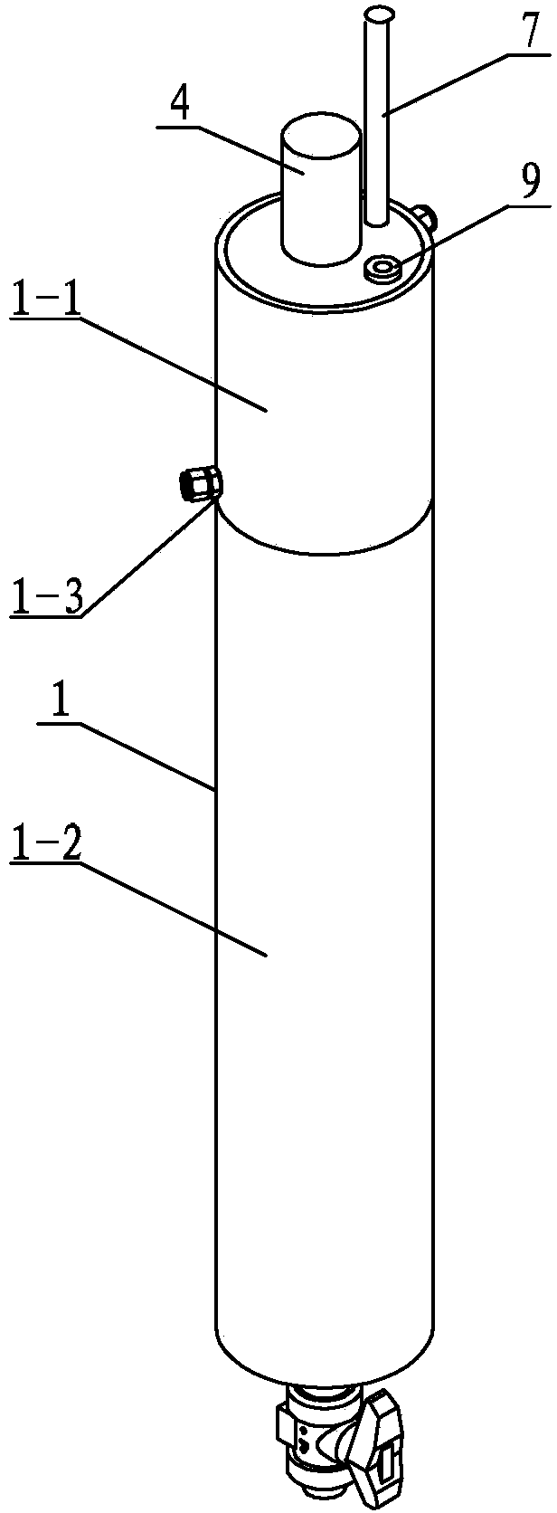 Device for condensing methane in rotating manner