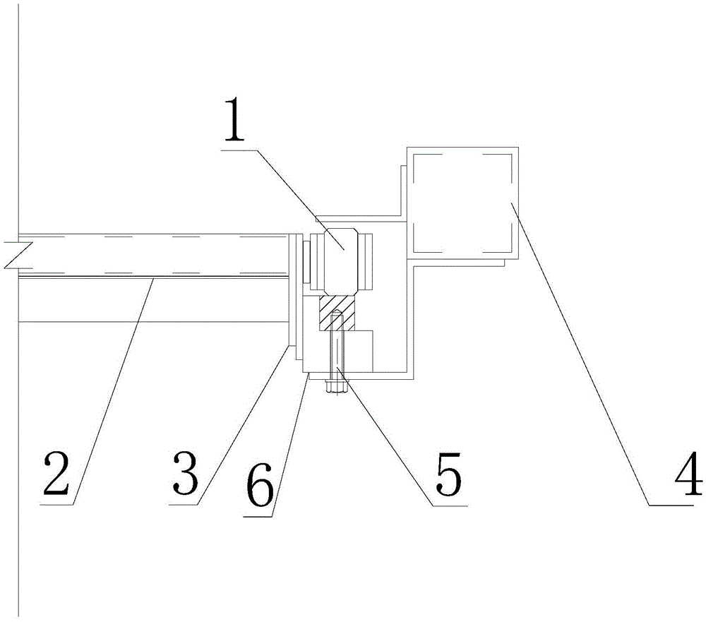 Inward rotating type grating chain wheel side edge sealing part