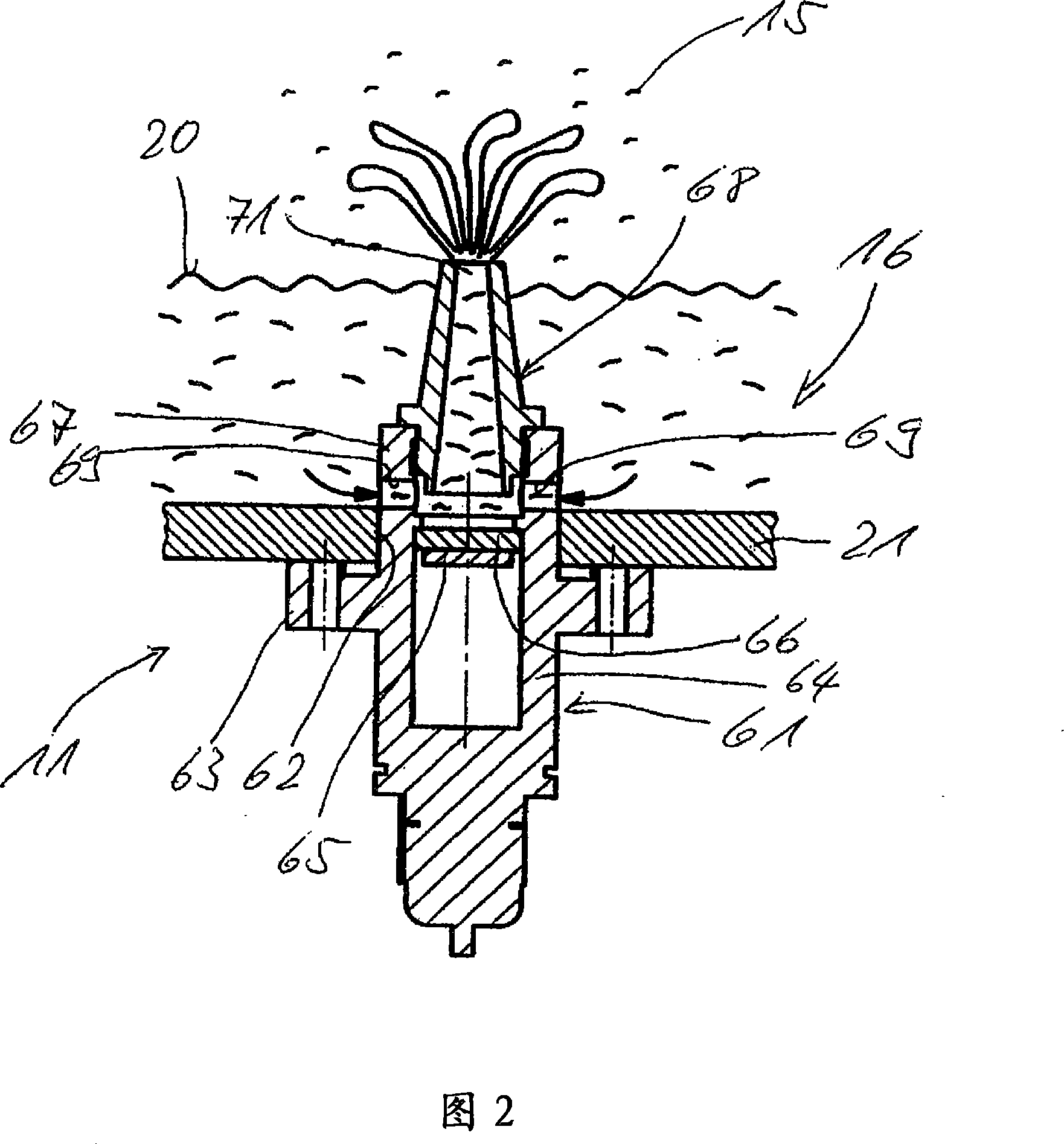 Device and method for application of an even thin fluid layer to substrates