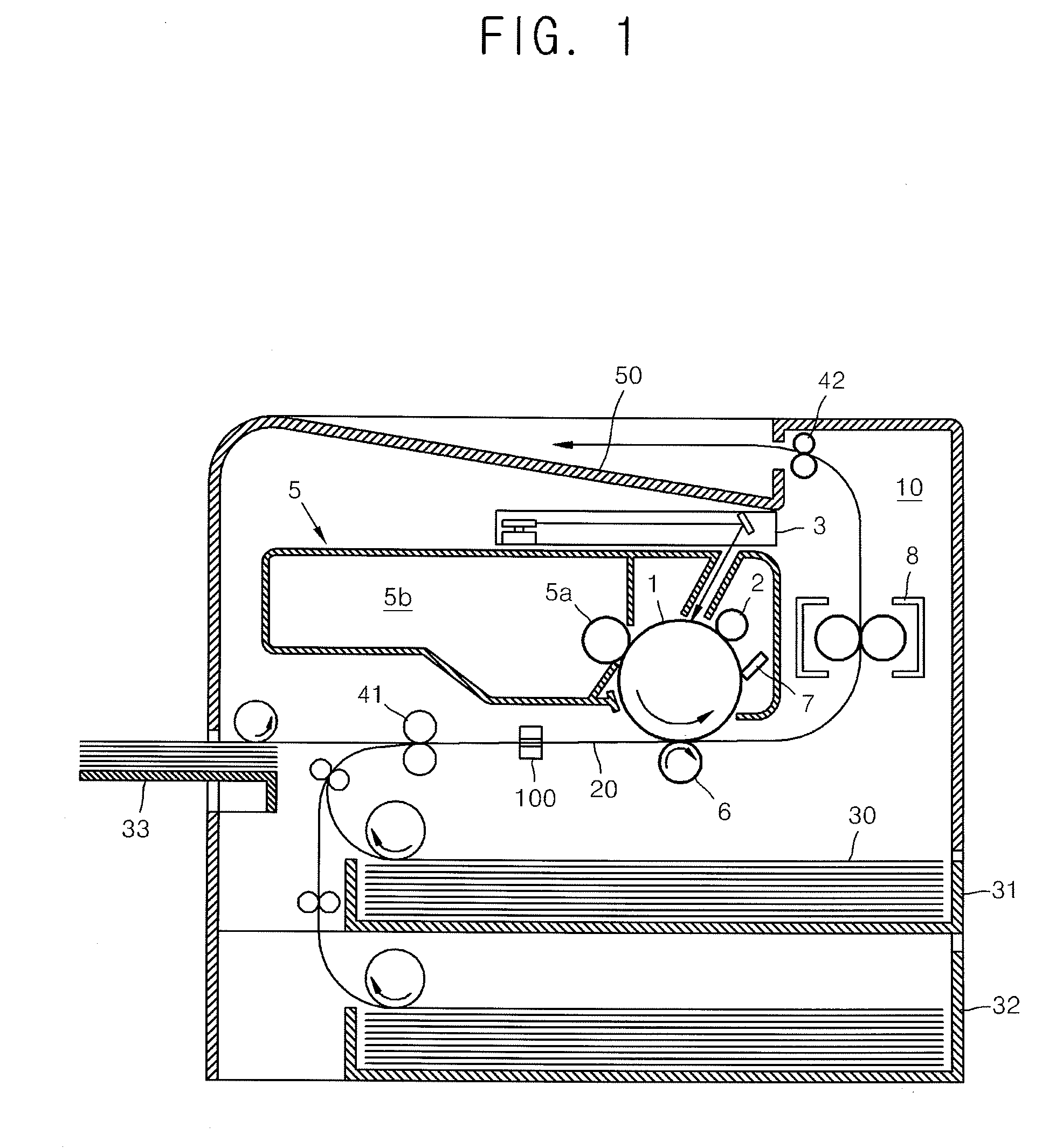 Medium detecting device and method, image forming apparatus employing the medium detecting device, and image output method of the same