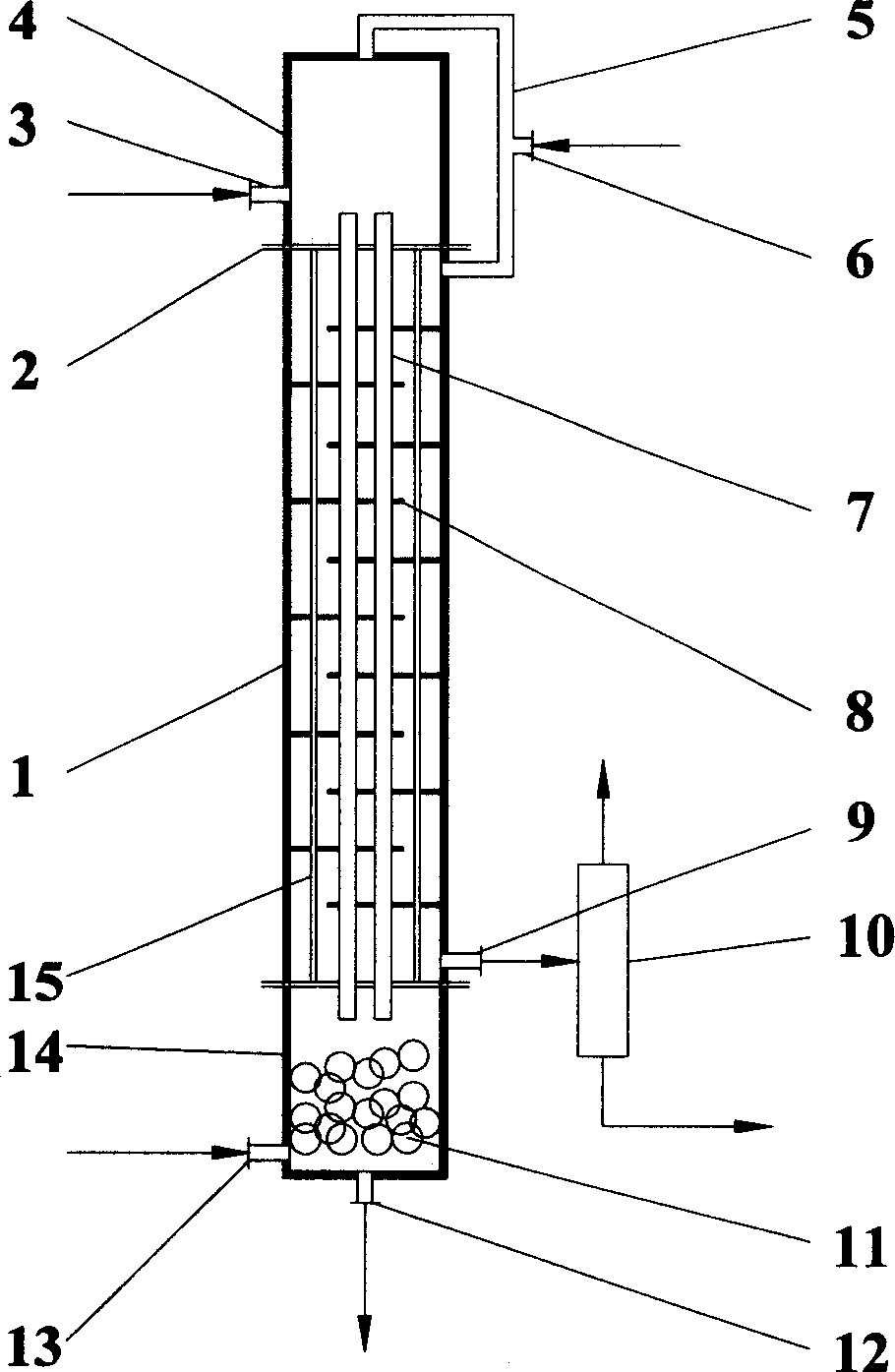 Polymer material small-sized humidifying-dehumidifying desalination apparatus and manufacturing method