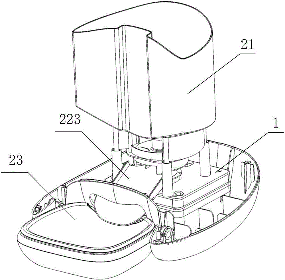 Pet feeder and control method thereof