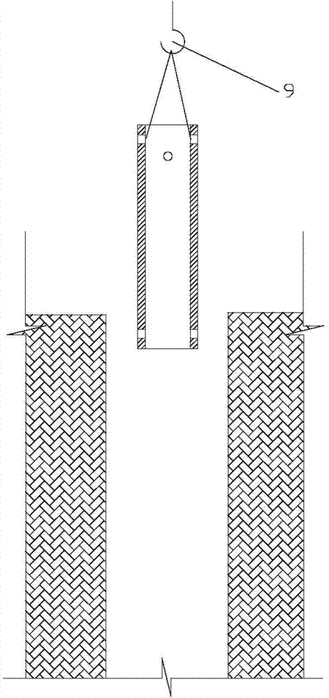 Supporting steel pipe device of underground added layer of existing building and installing method of supporting steel pipe device