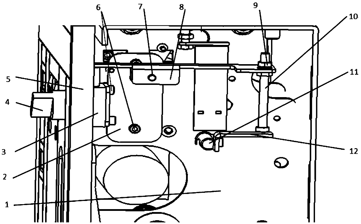 Interlocking device of circuit breaker