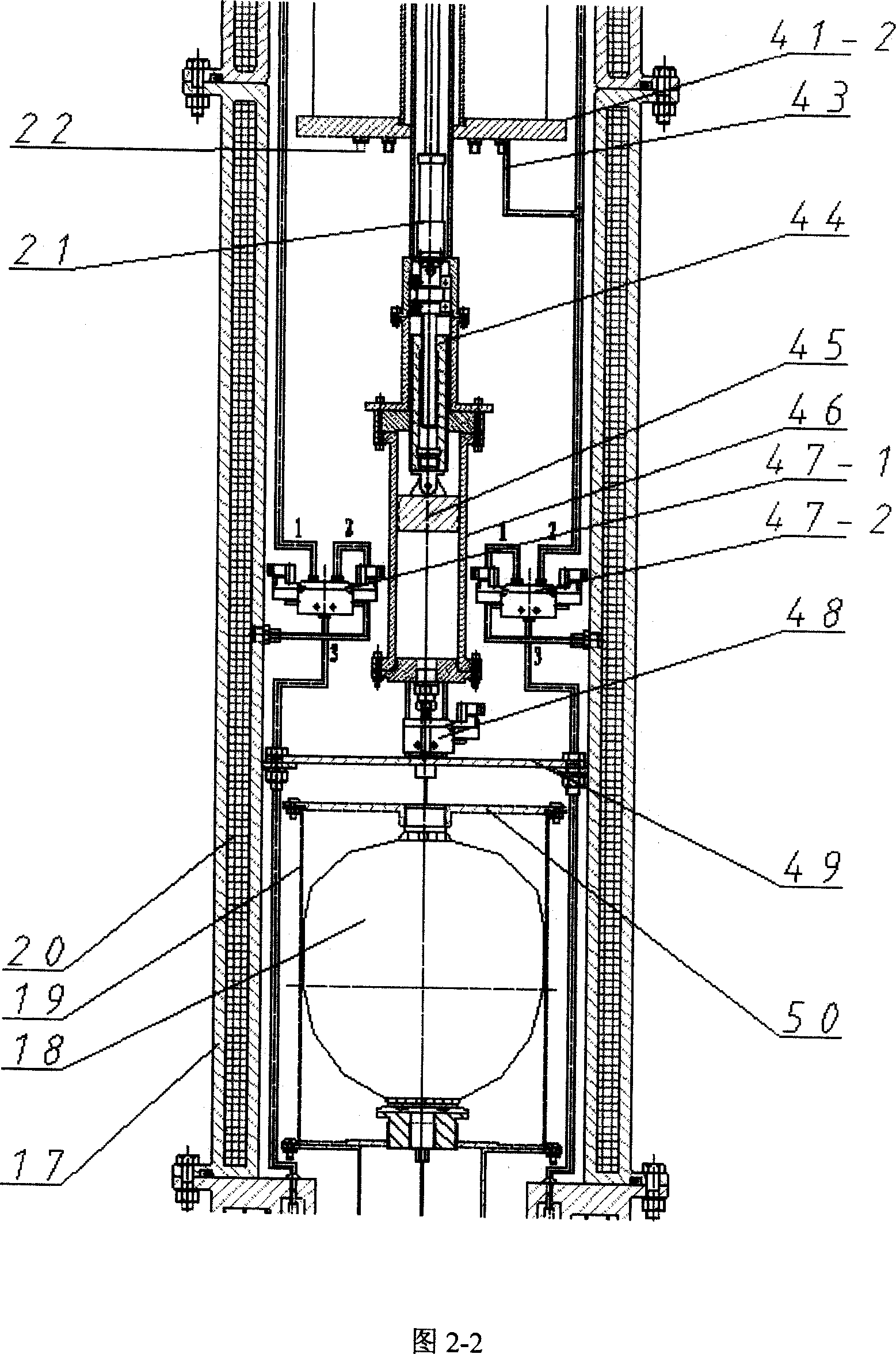 Self-holding underwater section buoy of using multiple sources of energy, and drive method