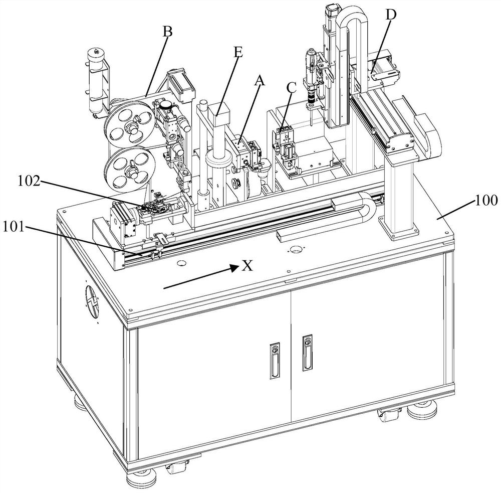 Cleaning and assembling system, control method and control assembly of cleaning and assembling system, medium and equipment