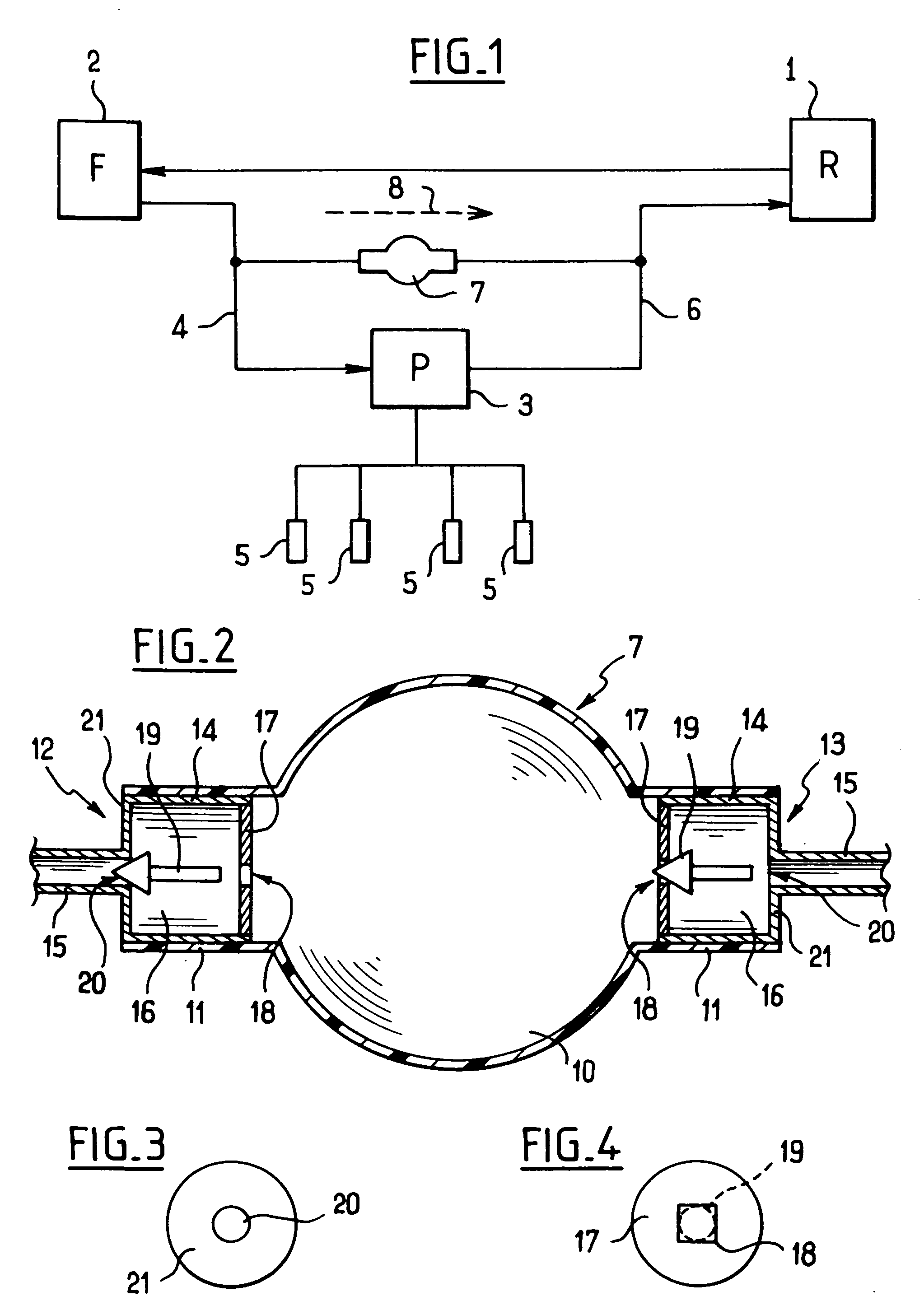 Priming pump for a circuit subjecting said pump to an outlet pressure greater than an inlet pressure