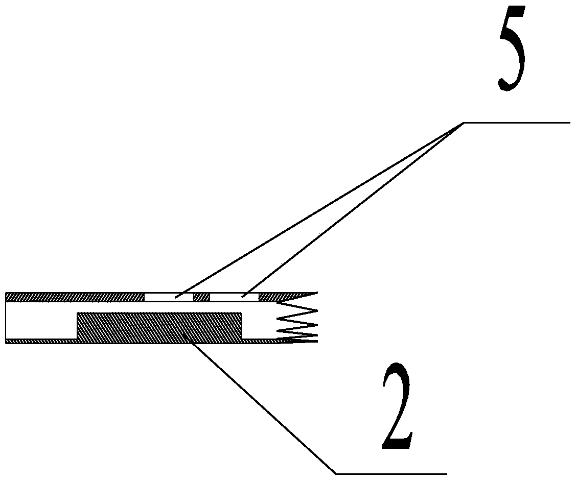 Soil cutting and splitting device at front end of shield machine