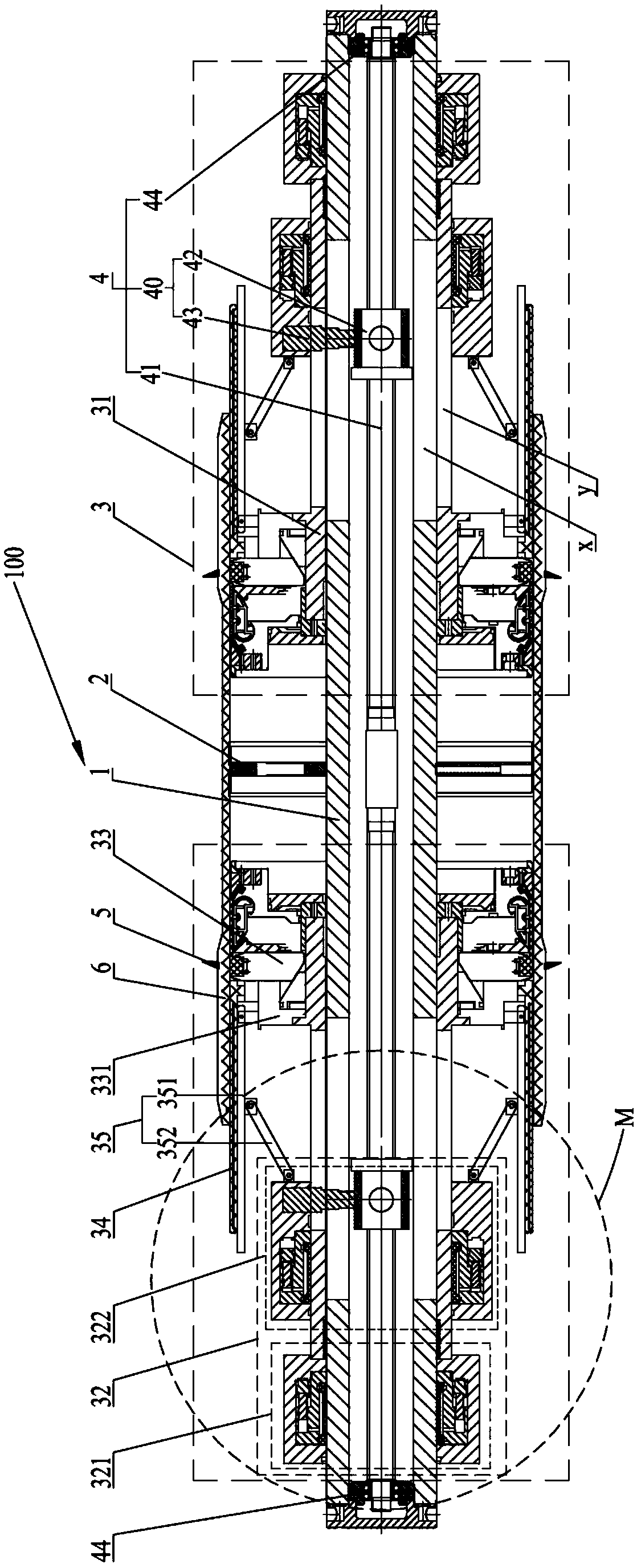 Tyre forming drum and tyre forming machine provided with same