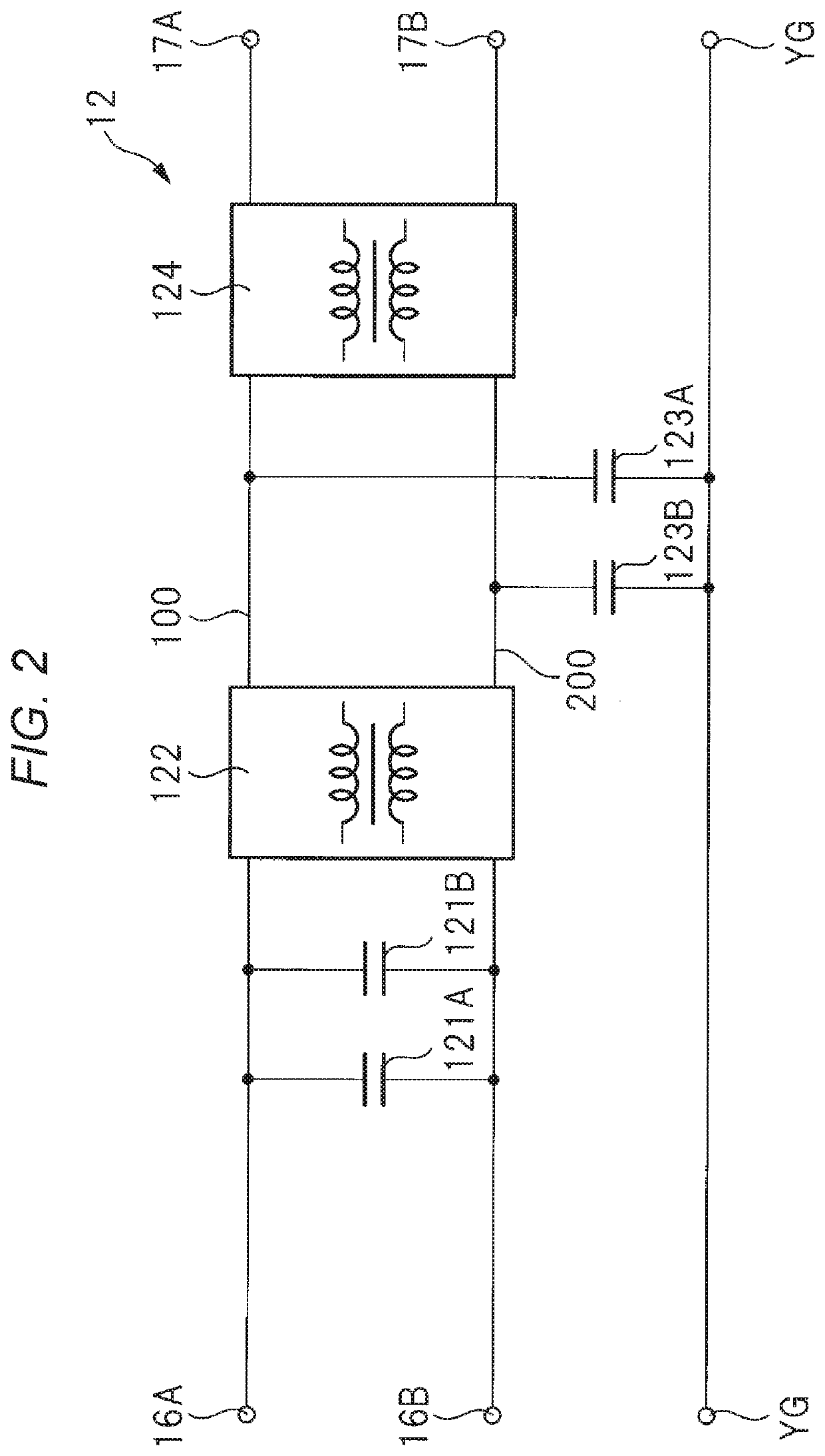 Voltage filter and power conversion device