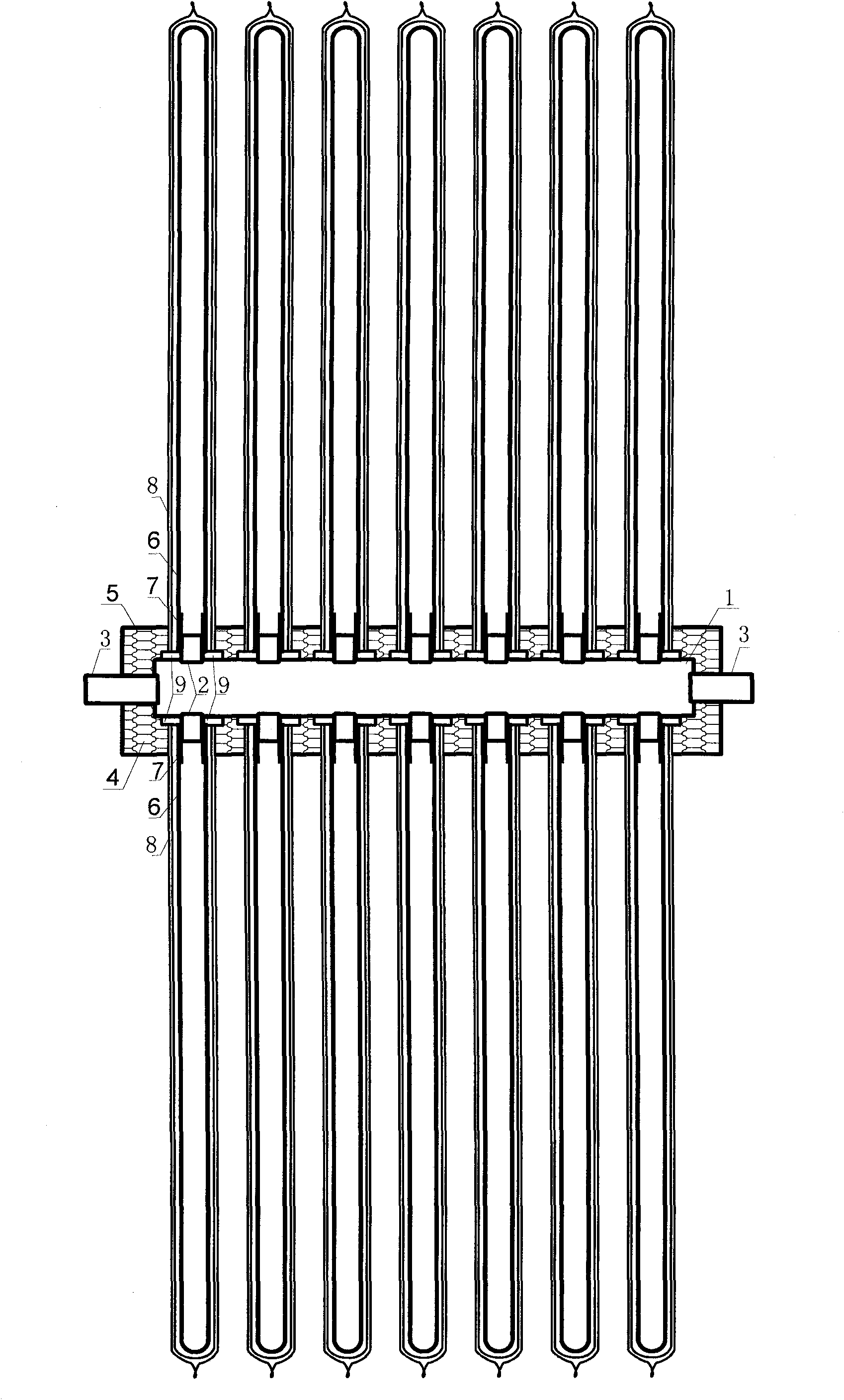 Liquid-leakage preventing and bearing type solar heat collector
