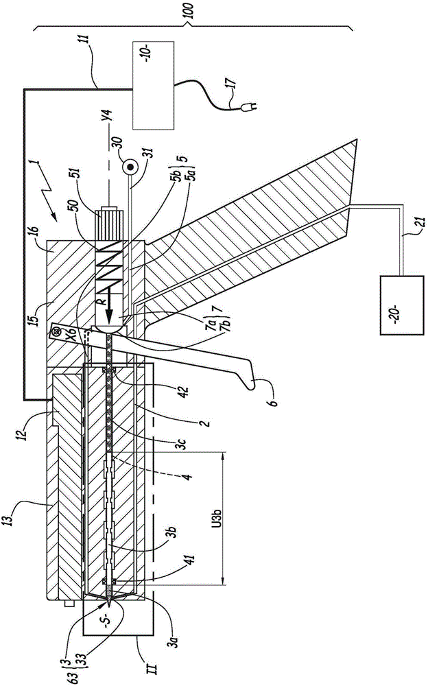 Spray nozzle for electrostatic spraying of a coating product and facility for spraying a coating product including such a spray nozzle