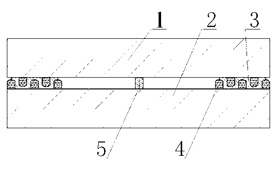 Flat vacuum glass welded by using metal welding material and provided with strip frame edge sealing, and manufacturing method thereof