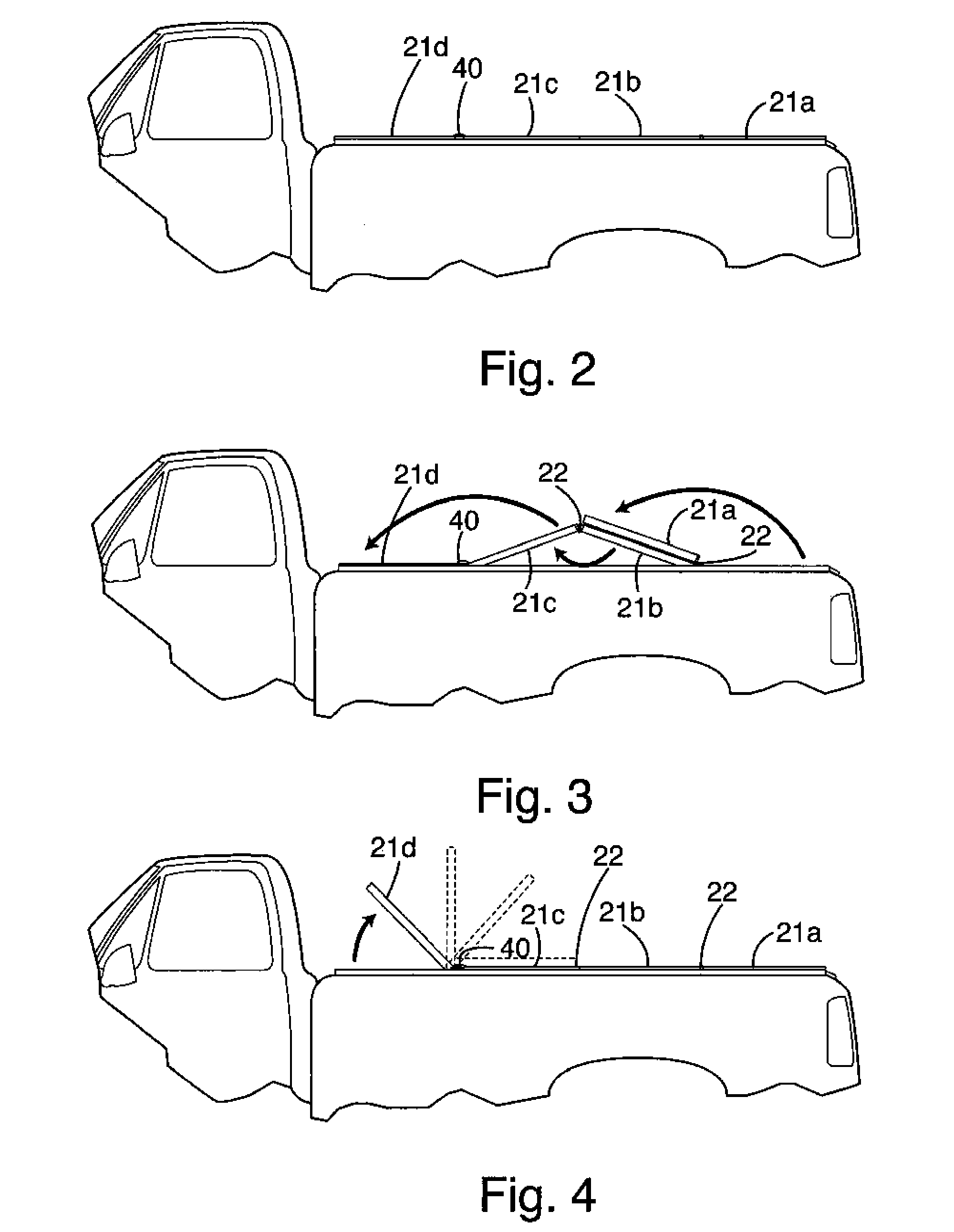 Folding cargo bay cover for pickup truck