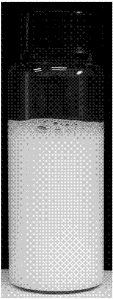 Emulsion-type water-based cleaning agent for oily sludge and preparation method and application method thereof