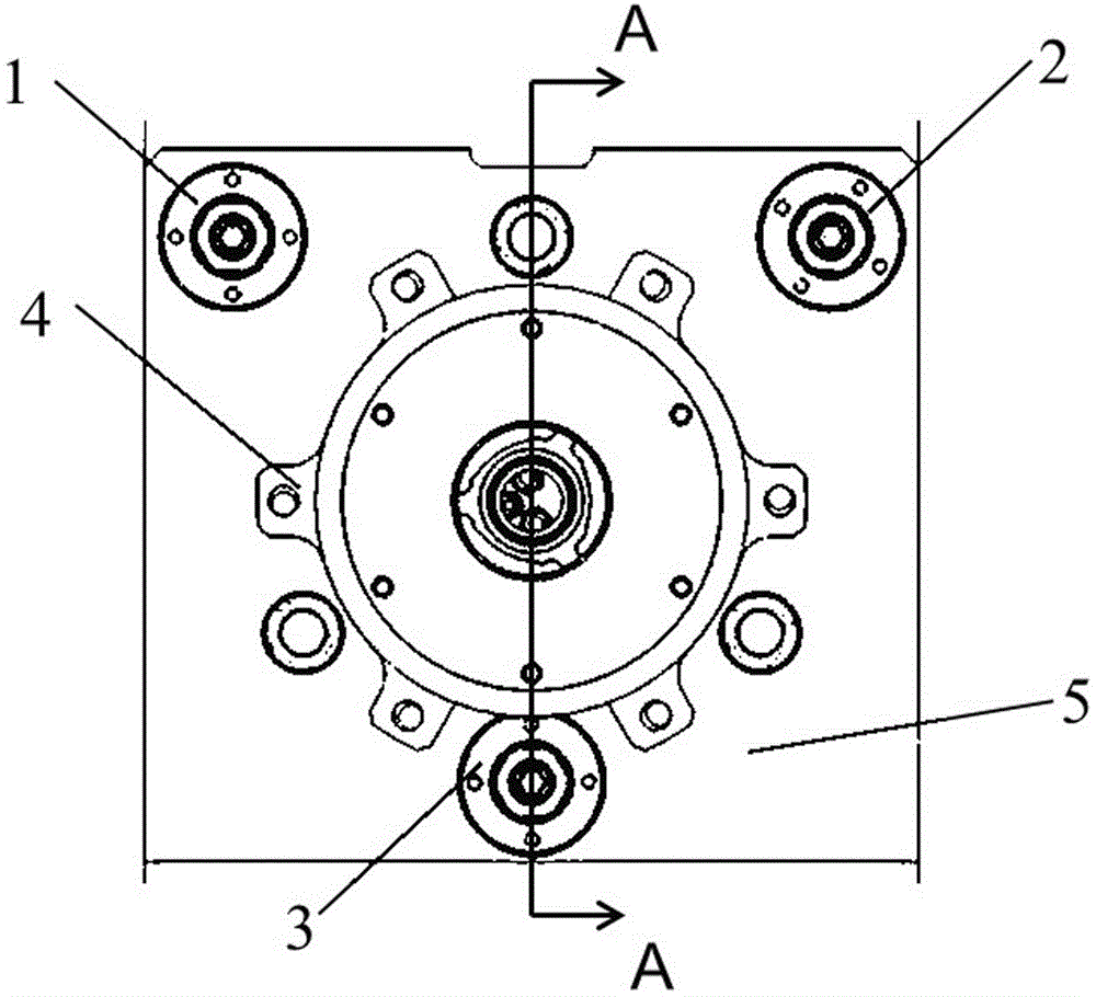 Levelling device and levelling method for polishing head