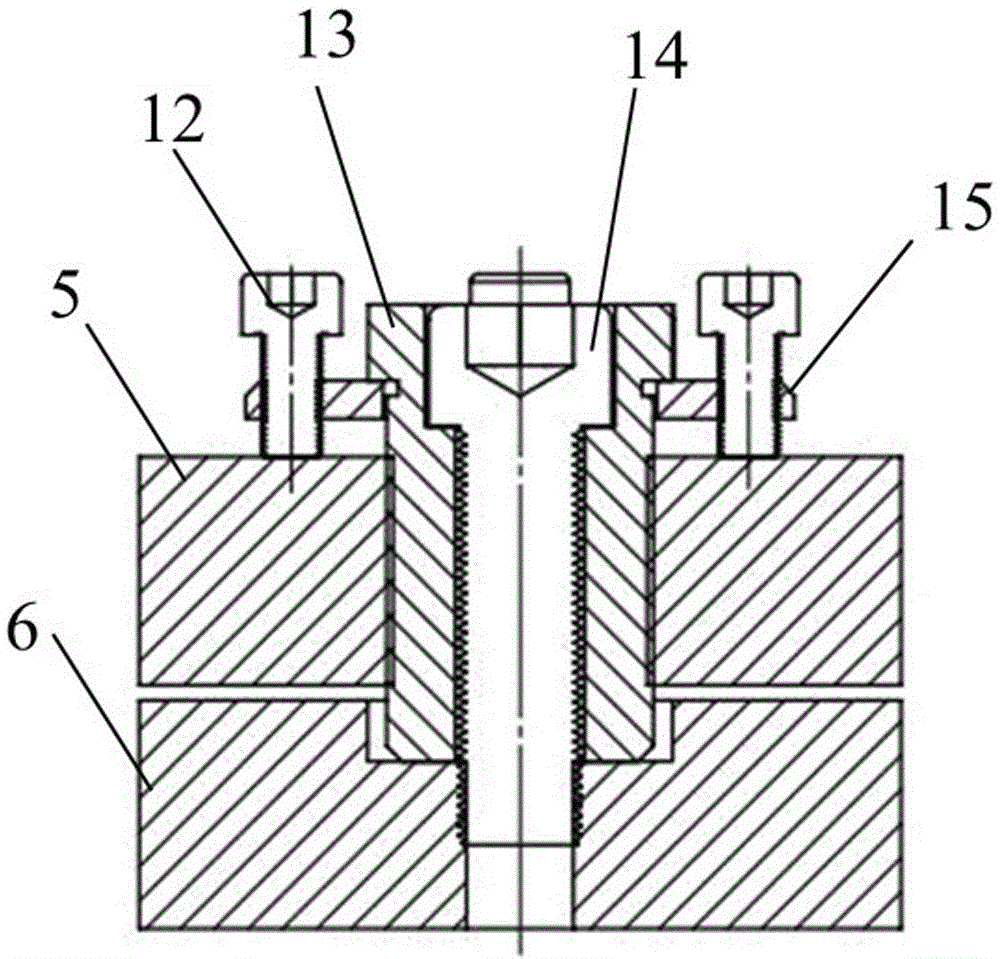 Levelling device and levelling method for polishing head