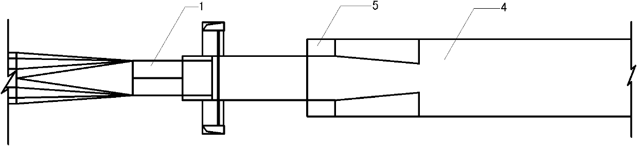 Side-wall aeration ramp for free flow tunnel