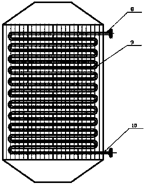 Multistage flash system with intermediate heat accumulation