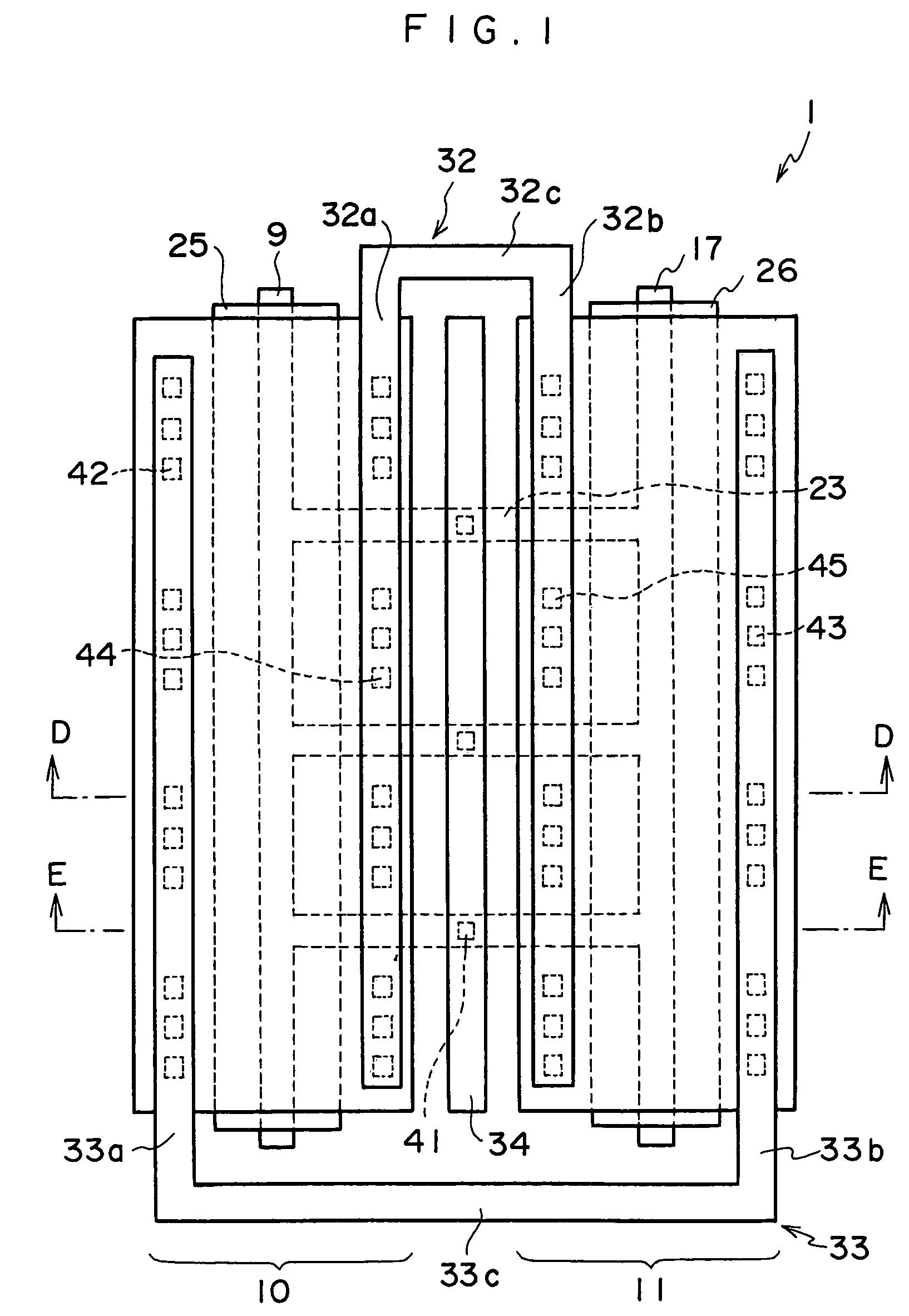 Semiconductor device including first and second transistor groups and semiconductor integrated circuit device