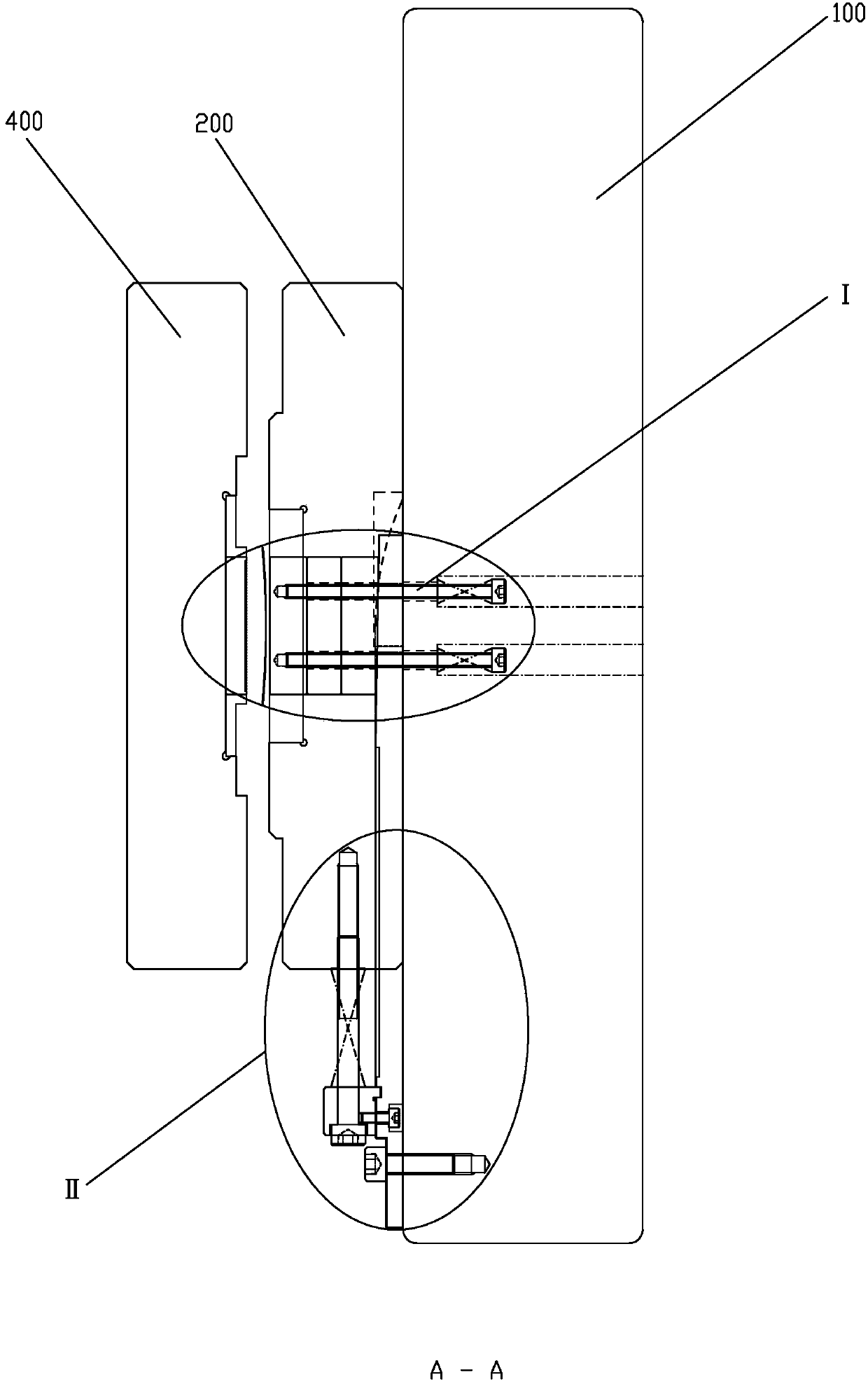 Mold modification mechanism for modifying bending deformation of punch products