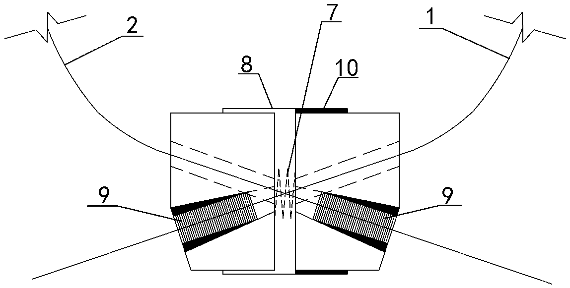 Self-equalization multi-bundle pre-stressed anchor cable connection structure and construction method thereof