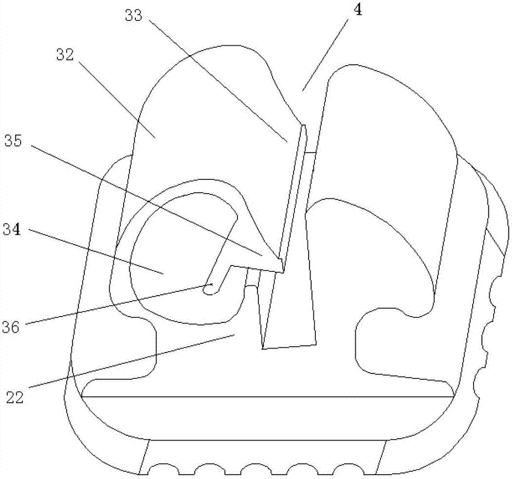 Self-locking bearing groove with self-provided locking buckle of elastic ring on working wing