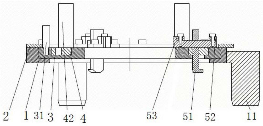 Tool for removing burrs at bottom of spline groove