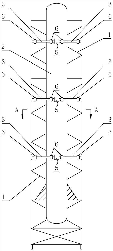 Side support connecting structure for vibration reduction of towering equipment