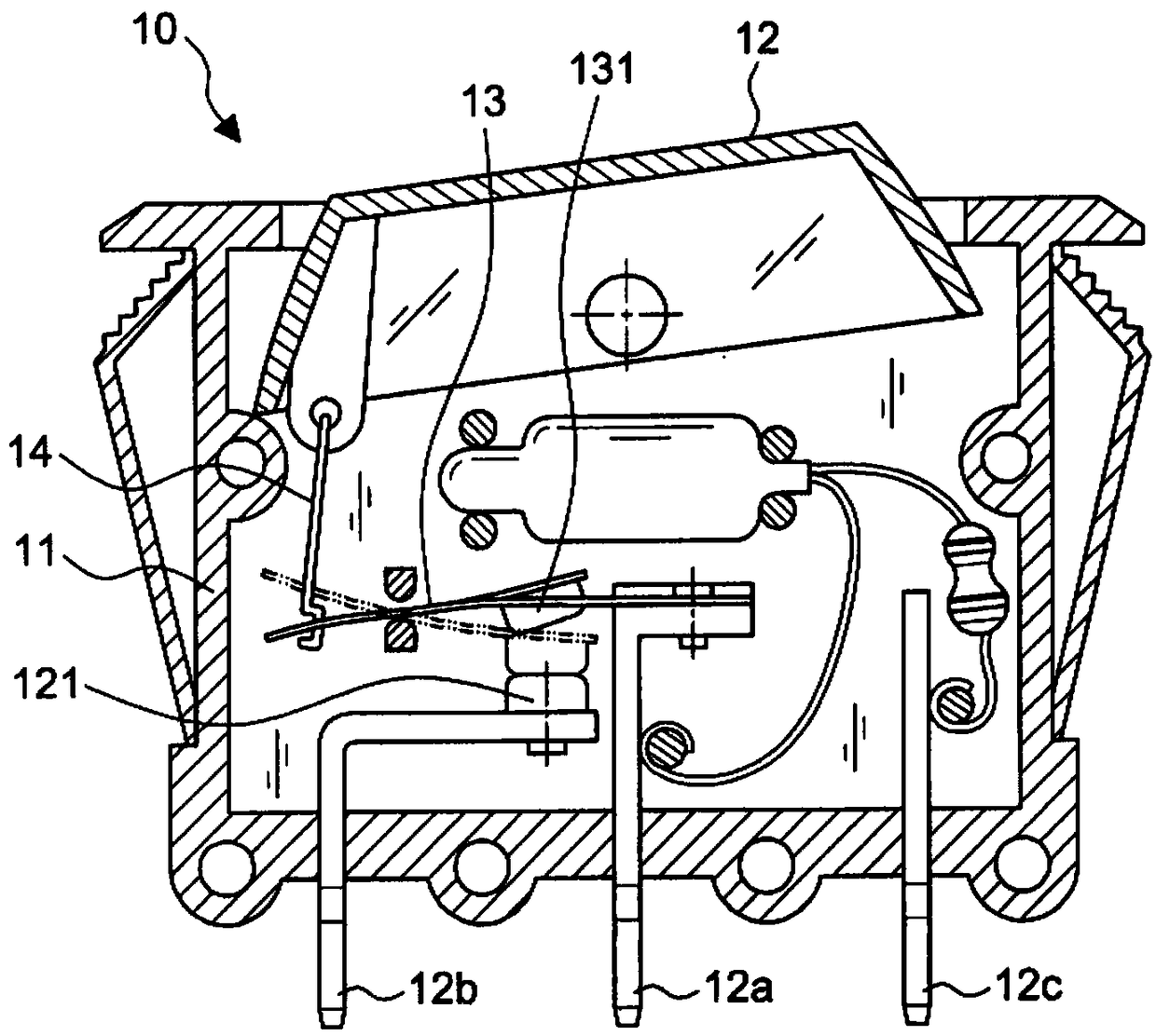 Switch module internally provided with surge absorbing and double circuit breaking structure