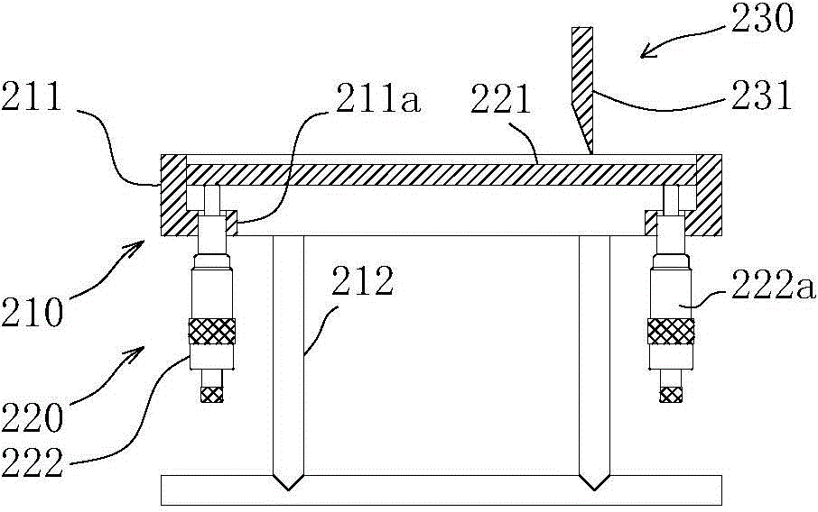 Flexible multi-hole metal foil and manufacturing method thereof