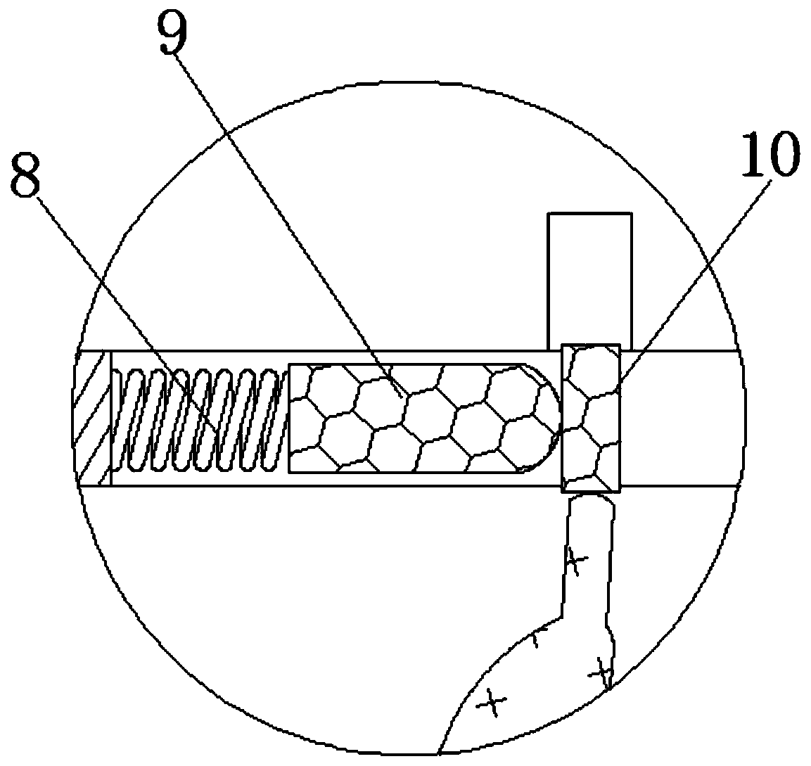 Drainage bag with tight interface linking and high practicability