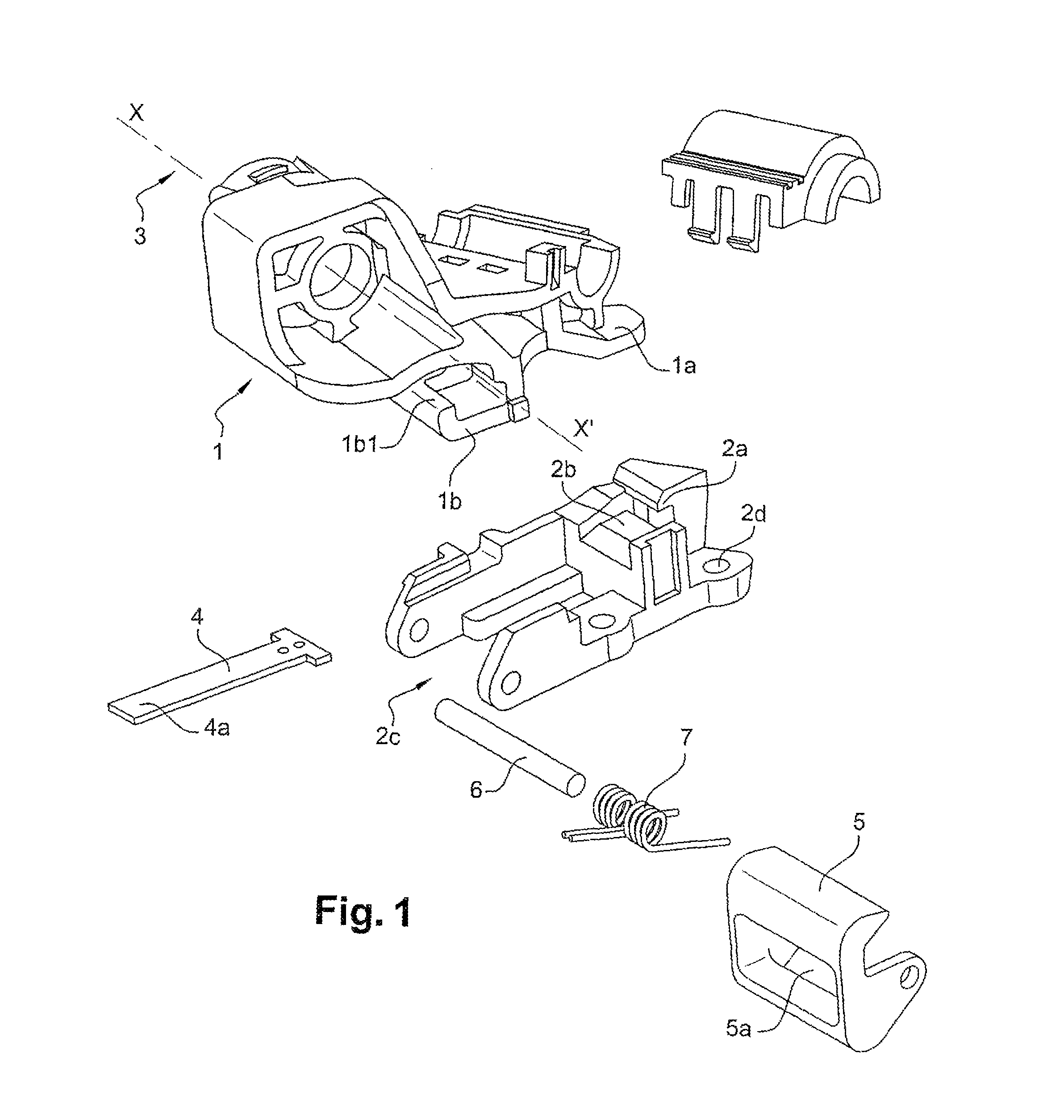 Device for coupling a guide element secured to at least one cable sheath, in a support mount