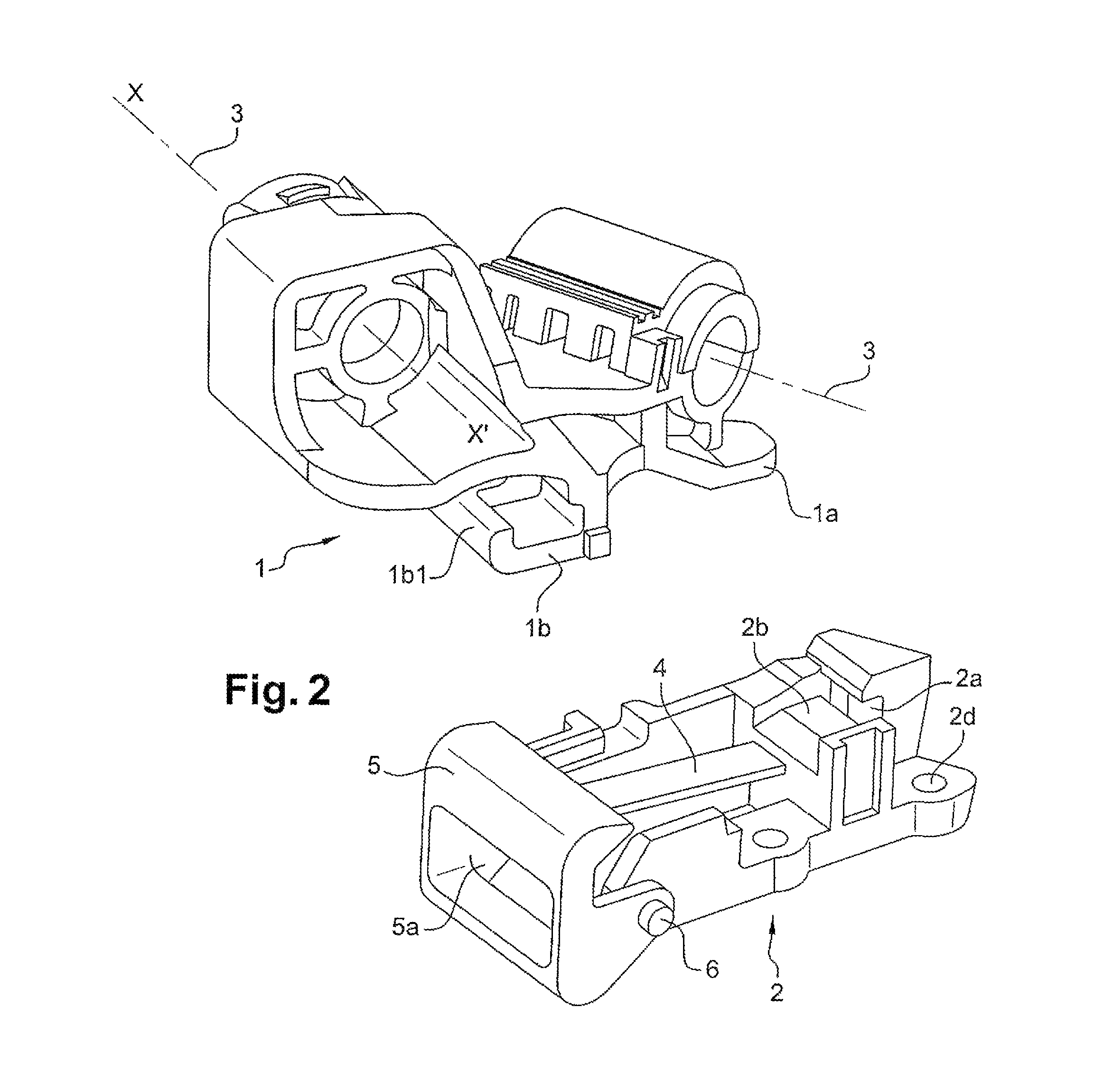 Device for coupling a guide element secured to at least one cable sheath, in a support mount